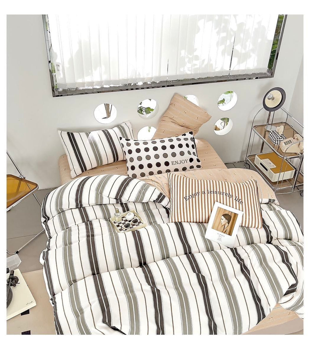 Lenjerie pat dublu, FINET, fara elastic, 6 piese, F-210